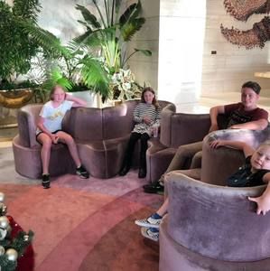 Meet your Posher, Adam